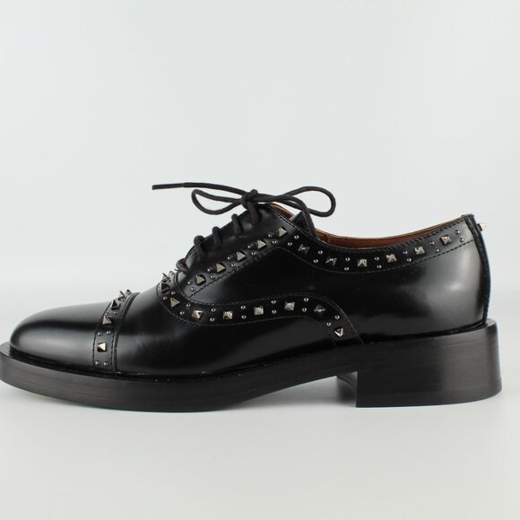 Valentino Garavani Gentleglam Studded Wingtip Oxford (Women) - Picture 12 of 16